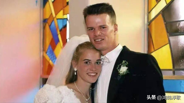 12年，44岁田径女神被爆退役后沦为应召女，曾代表美国三战奥运会