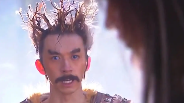 难怪杨过一死，小龙女就嫁给了另一个男人，只有黄蓉看透她的本性