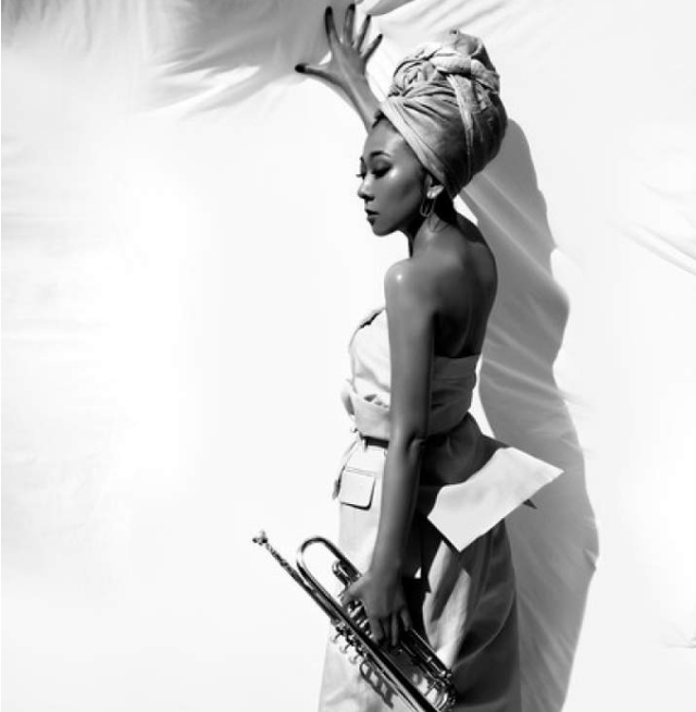 米希亚：上《歌手》被淘汰，如今在奥运独唱，她“打脸”了谁？