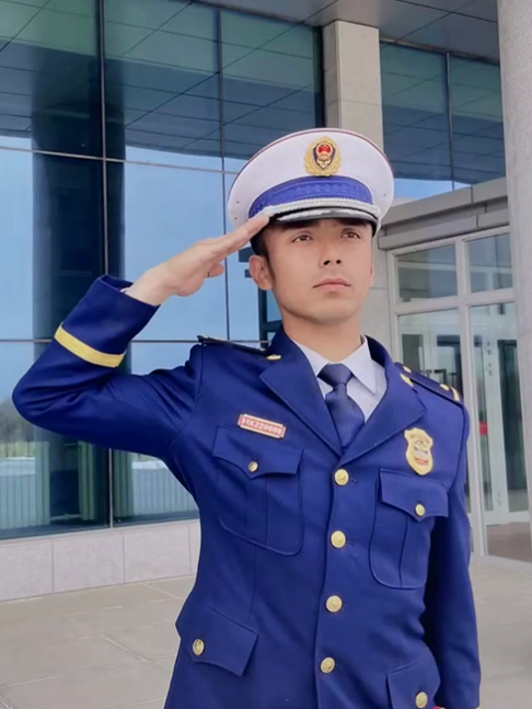 “请问,爱情的火怎么灭?”