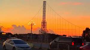 渴望歌曲(《渴望》是一首感人至深的歌曲，其MV画面唯美、情感真挚)