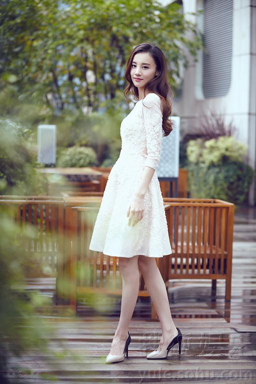 陈龙老婆章龄之