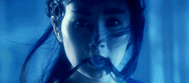 徐克的《青蛇》香艳撩人,原来张曼玉玩的尾巴藏着这么深的暗示