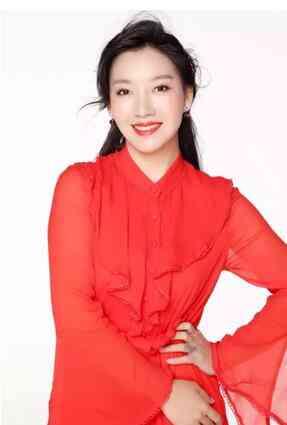 李谷一担任艺术指导 王榛演唱新歌《月亮河》发布