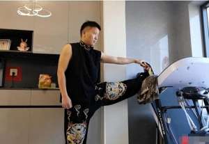 陈一凡(宿迁90后陈一凡：川剧变脸 “变”出喜庆年味)