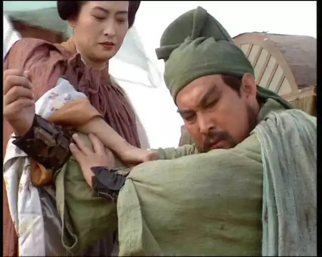 “前半生”拜金骂街揍女婿，戏外嫁台湾男星，曲剧皇后子君妈才是女一号