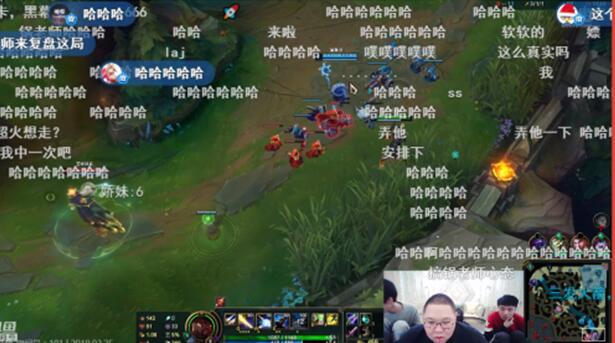 PDD再播英雄联盟 久违的猪叫声响彻直播间