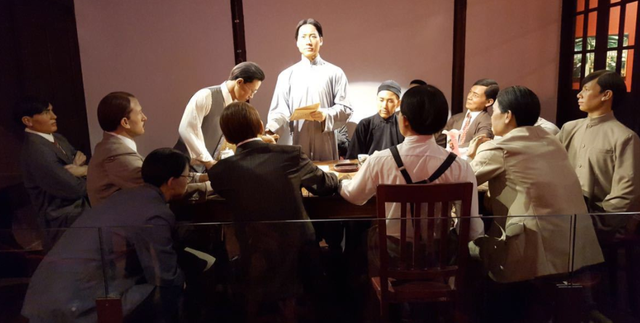 连续8天都拿下冠军，《1921》凭什么能让人“痴迷”？