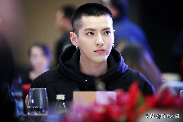 针灸球王吴亦凡，“身高”受限永远是他生涯绊脚石，篮球也是一样