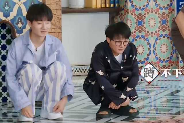 《奔跑吧》睡衣专场暴露明星身高：白鹿只穿拖鞋也比赵露思周深高