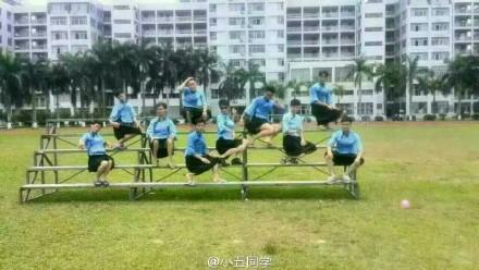 辣眼睛！看了这些男扮女装的妖娆毕业照，麻麻再也不想我毕业了！