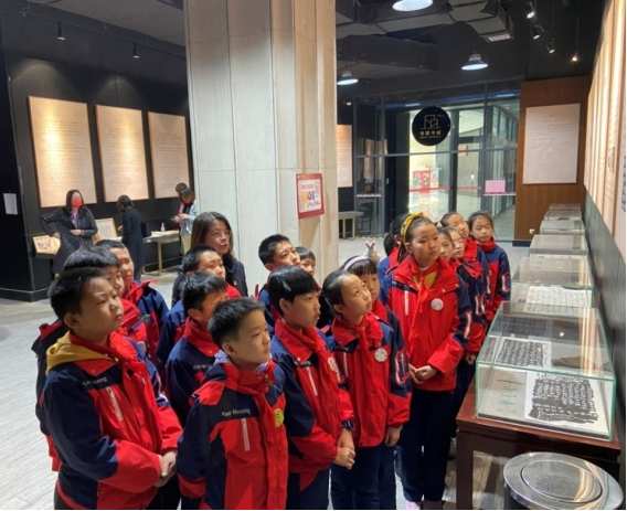 青岛宁夏路第二小学尹海英副校长：“行走的思政课”