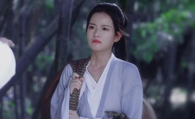 丫鬟相就别硬演公主了，让这6位女星告诉你，“金枝玉叶”是啥样