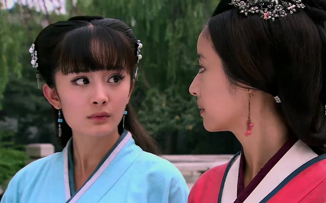 杨幂被“忽悠”去演了林心如身边一个小配角,没想到却成了经典