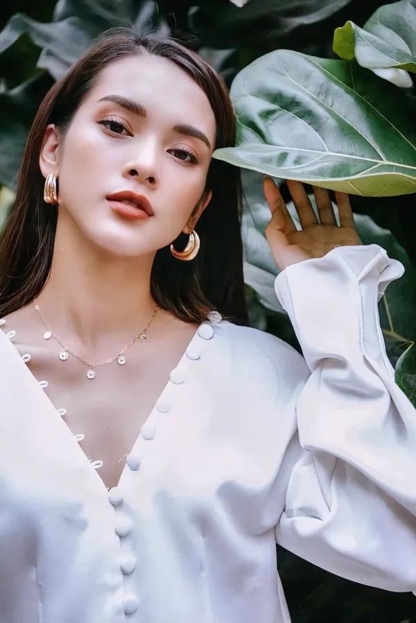 越南绝色美女：每一位都是人间水蜜桃，惊艳你的视线！