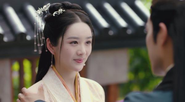 白发中五个爱而不得的女子，用尽手段的雅璃痕香都不如她高明