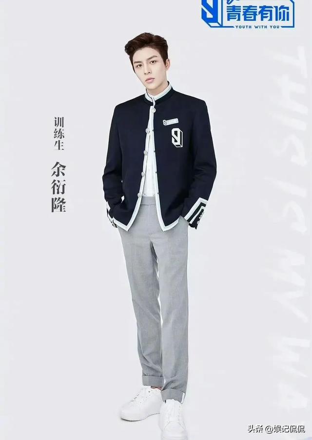 曝43岁阿娇私生活混乱！聊多个小男友，床照流出，聊天记录也曝光