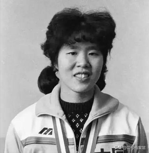 从“铁榔头”到“整容狂魔”，64岁医美失败的郎平，近况令人感叹