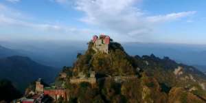 武当一剑剧情介绍(《武当一剑》大结局：耿玉京成就东方亮天下第一剑 杀不闻为父报仇)