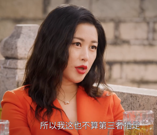 48岁黄渤新剧开播！搭档38岁朱珠被指演技浮夸，收视不佳剧情尴尬