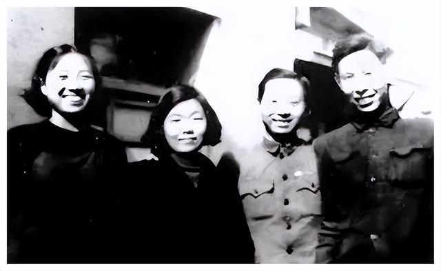 傅作义女儿傅冬菊，49年解放北平有功，建国后担任什么级别干部？