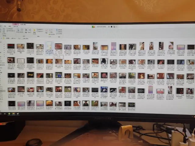 乱轮家庭(肥水不流外人田,一家子靠淫秽色情网站来赚钱)