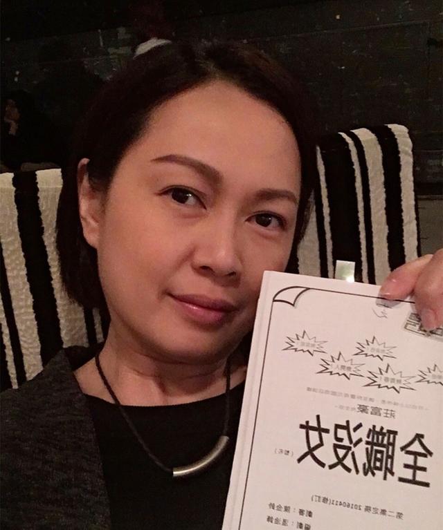 被男友骗4亿、开按摩店，都是惊艳童年的新加坡女星，境遇大不同