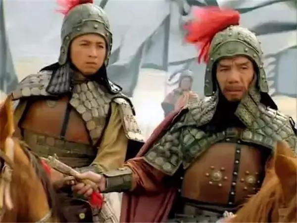 一生饰演配角、丑角，高俅形象堪称经典，老戏骨内心善良德艺双馨