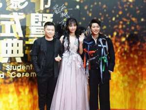 税子洺(税子洺亮相大影节 燃唱《普通disco》嗨翻全场)