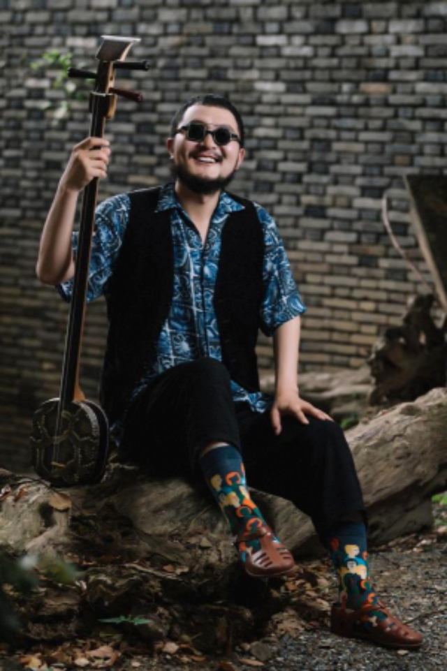 张尕怂:无论飘在何方 心永在西北黄土地