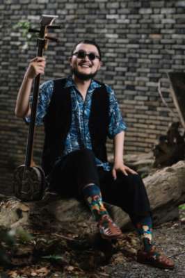 张尕怂(张尕怂：无论飘在何方 心永在西北黄土地)