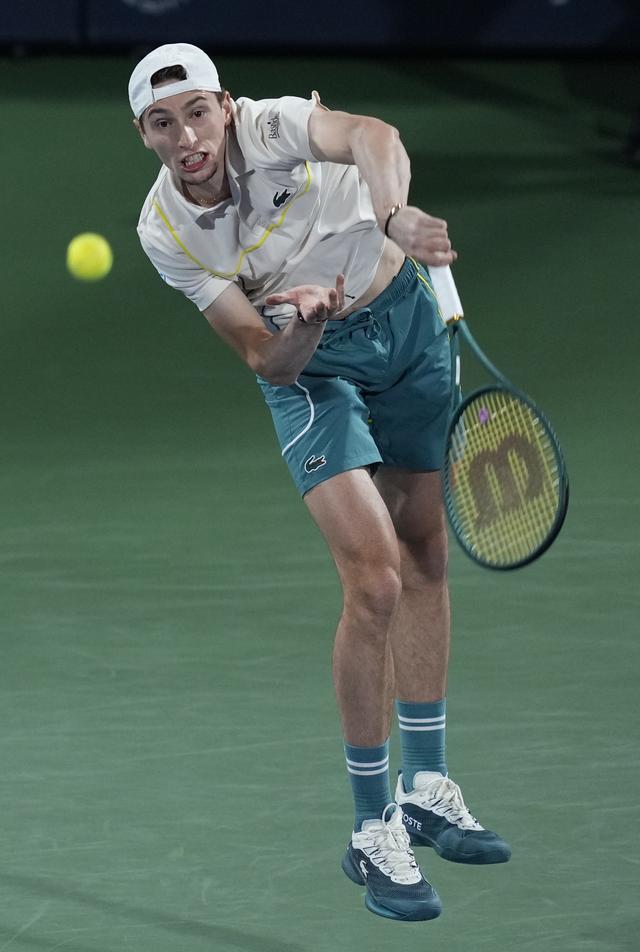 （外代二线）网球——迪拜锦标赛：安贝尔晋级四强