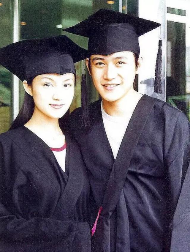 娶亲姐妹成连襟，丈母娘态度却不同，陆毅和郭京飞谁更受鲍母宠？