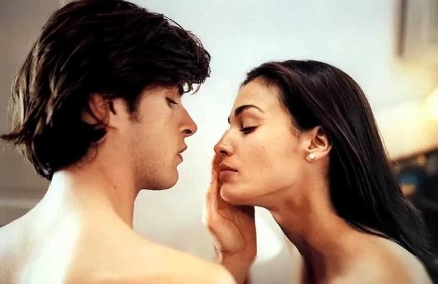 法国10部大尺度电影推荐，每一部都让人欲罢不能