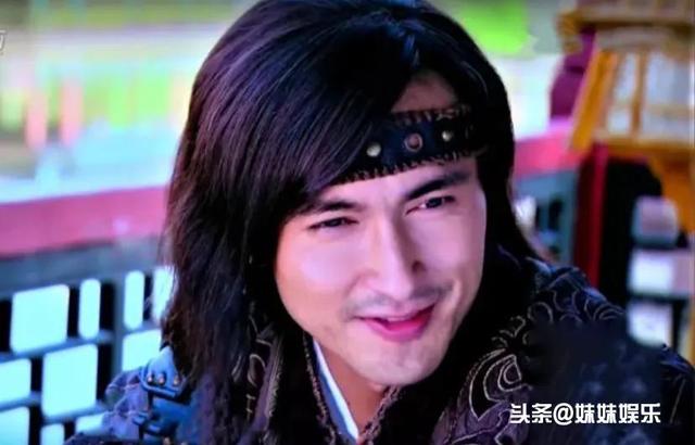 圈中的“假混血”,五官深邃没话说,有人彻底爆红,有人泯然众人