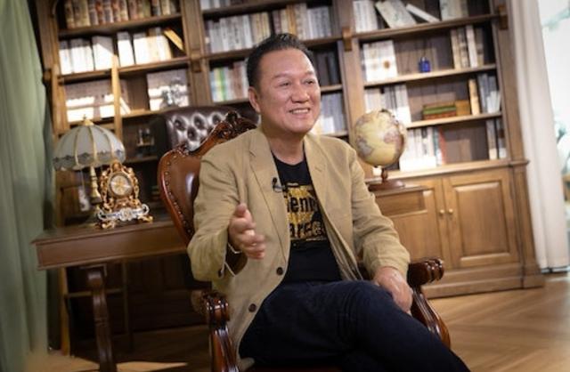 TVB资深老戏骨,曾因拍戏大难不死转行,透露遭前辈冷眼相待