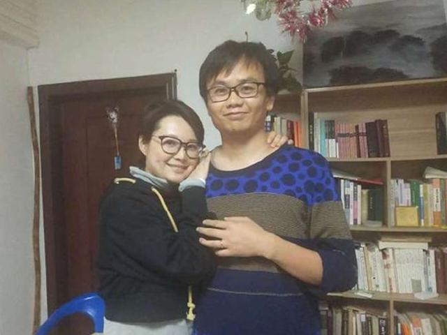 14年结婚三次，攀富豪找老外，47岁再嫁穷小子，袁立的情史太精彩