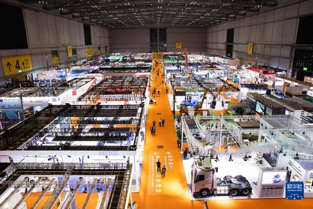 述评：共享中国机遇 同促开放合作