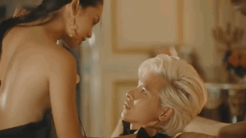 越南绝色美女：每一位都是人间水蜜桃，惊艳你的视线！