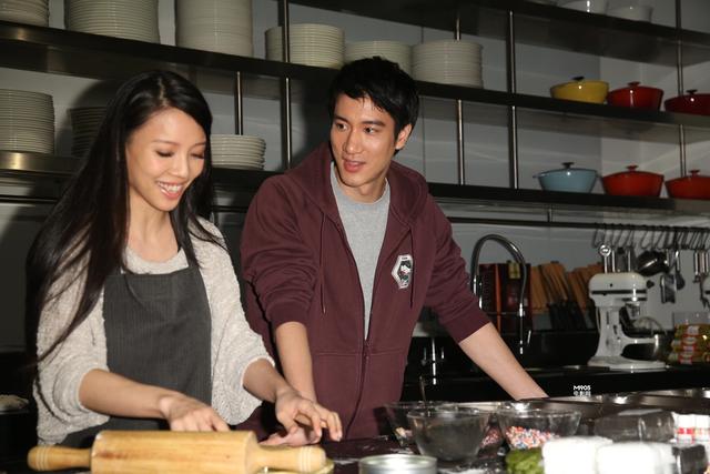 傍上王力宏,与郎朗交恶,李云迪的毁灭史不止“嫖娼”那么简单