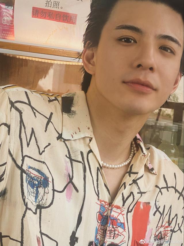 林柏叡：因《苍兰诀》出圈，曾是模特、参加过选秀，还是单亲爸爸