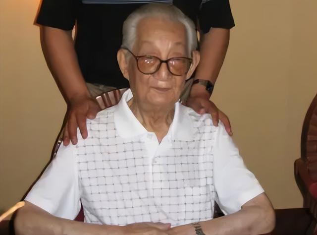 郭布罗·润麒：清朝最后的国舅爷活到2007年，晚年一直为姐姐鸣冤