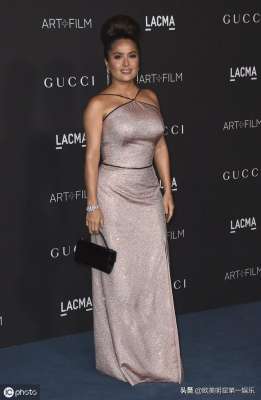 欧美熟妇爱爱(成熟优雅，53岁墨西哥女演员展现优雅风韵)