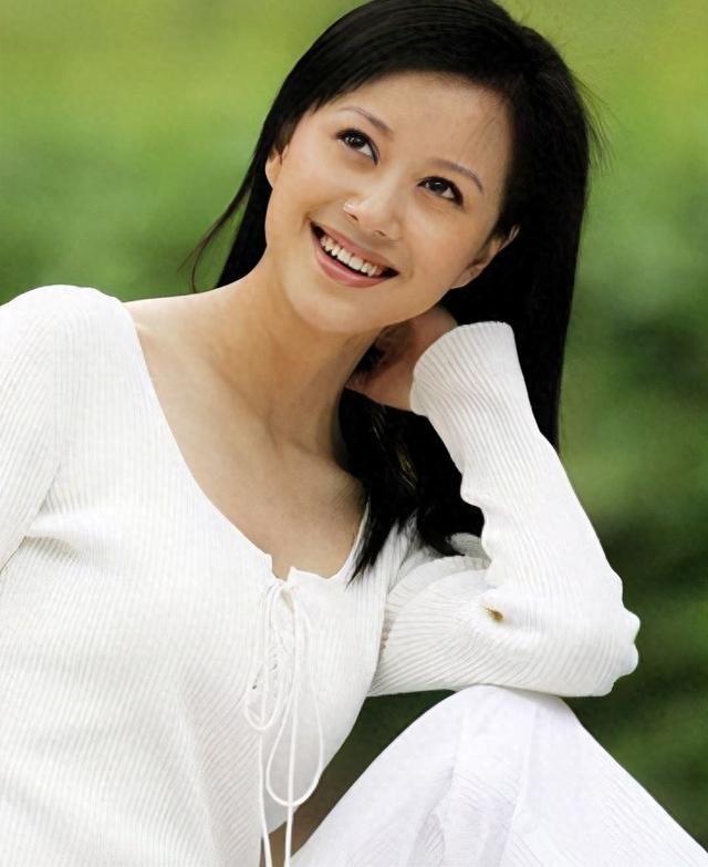 广告女郎倪虹洁，把演员当临时工，42岁参加《演员请就位》为啥