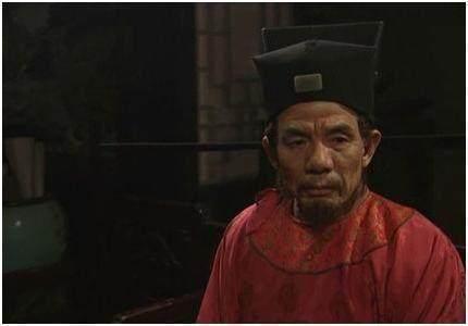 一生饰演配角、丑角，高俅形象堪称经典，老戏骨内心善良德艺双馨