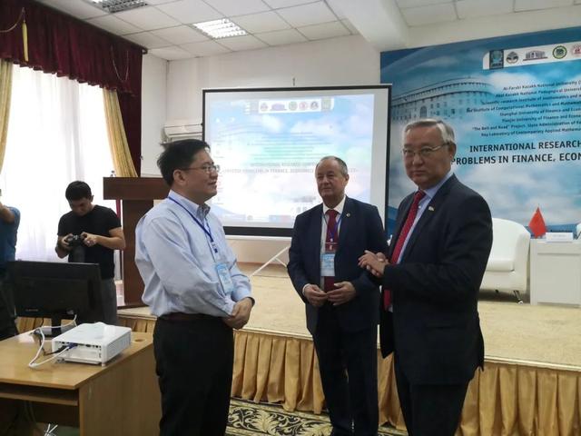 知足，知不足，不知足……这一团队打开反问题“黑盒子”