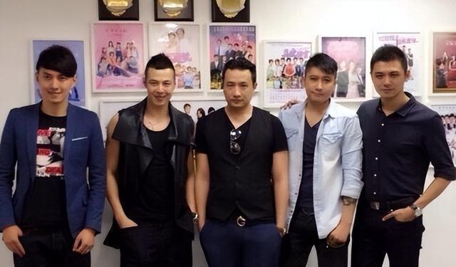 从国民初恋”沦落到卖货柜姐？《红苹果乐园》主角团现状太唏嘘