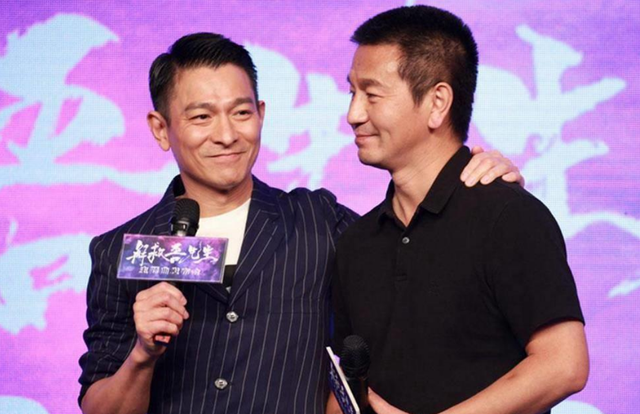 著名演员吴若甫：当红时被绑架，44岁娶22岁妻子，如今怎么样了？