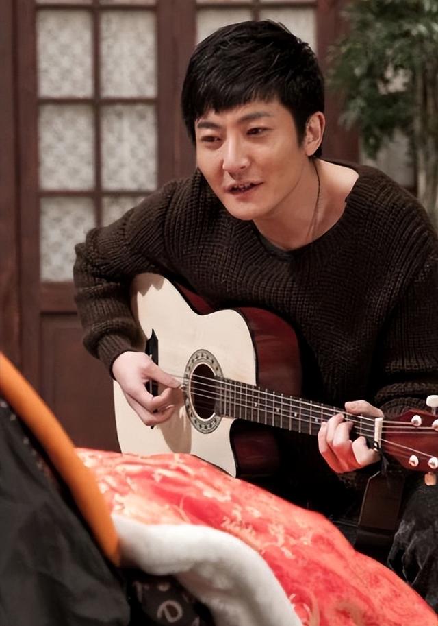 娶亲姐妹成连襟，丈母娘态度却不同，陆毅和郭京飞谁更受鲍母宠？