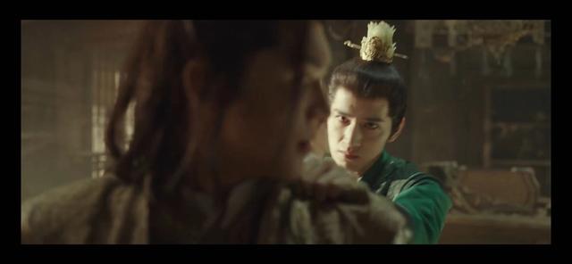 我可以尊称他儿子为杨大侠,但叫他,绝对是完颜康